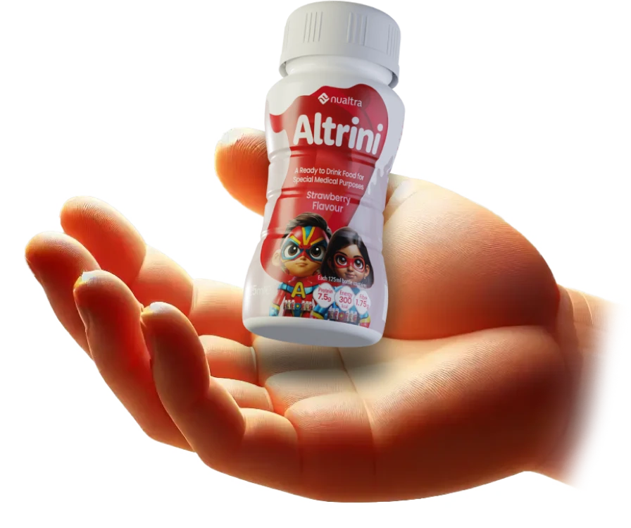 Hand with Altrini Compact Fibre bottle